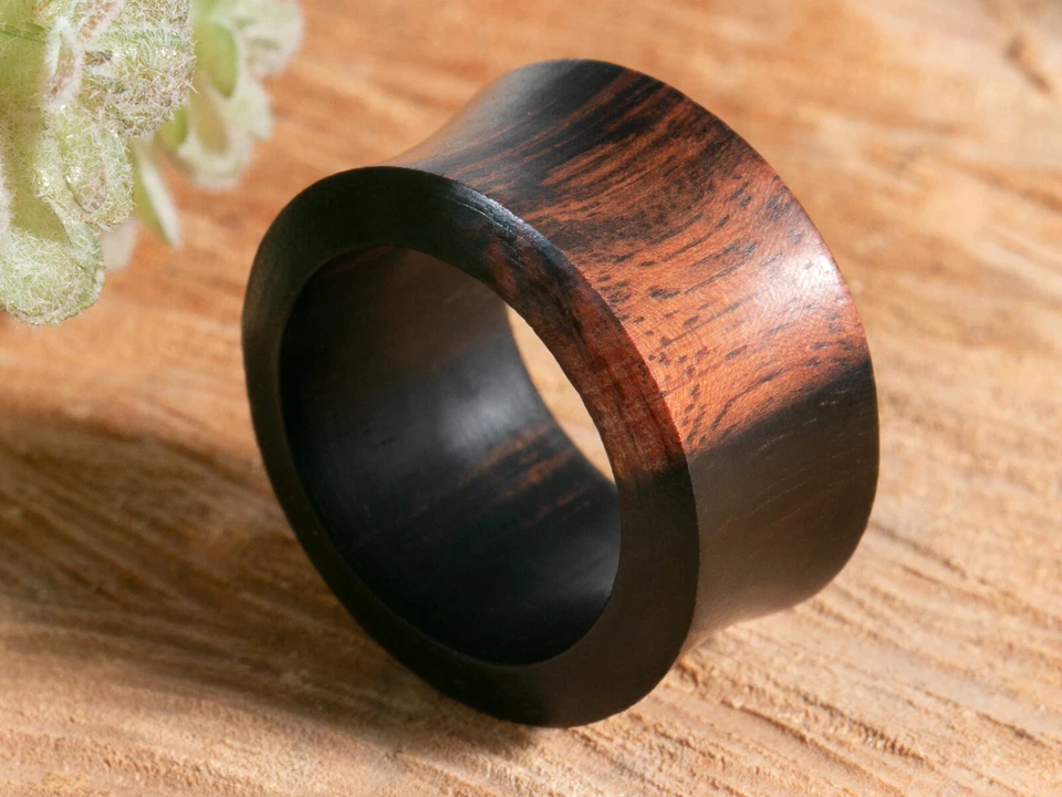 Flesh Tunnel Saddle Plug Areng Eben Holz Natur Piercing Organic Ohr Schmuck 4-30 - Bild 4 von 4