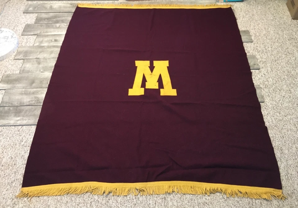 Manta Estadio De Colección Universidad de MN Gophers Fútbol Lana Flecos Colegio Foto 2 de 4