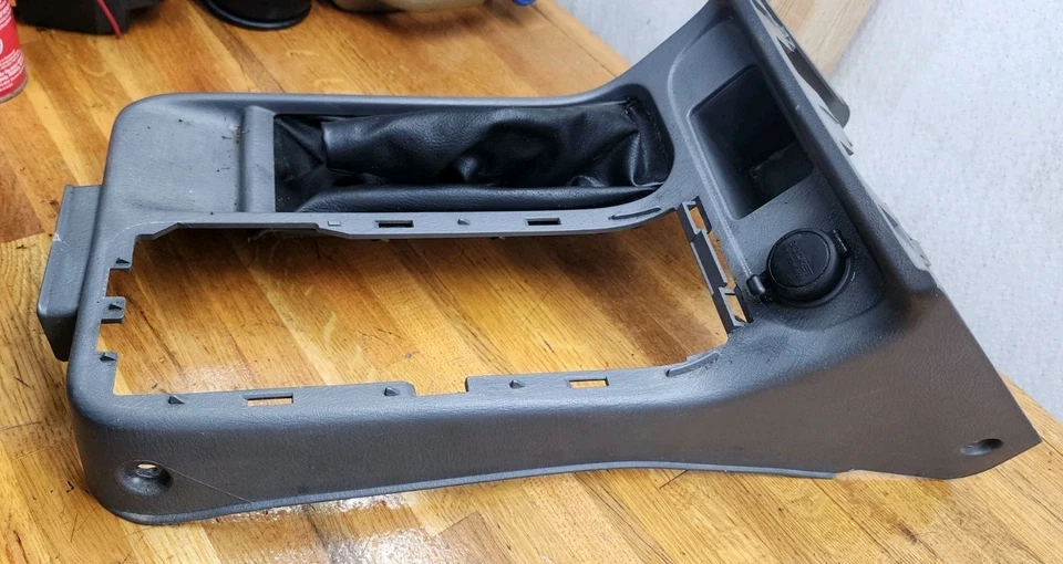 Nissan Xterra 2000 consola de piso palanca de cambios automática y bisel 4x4 Foto 3 de 4