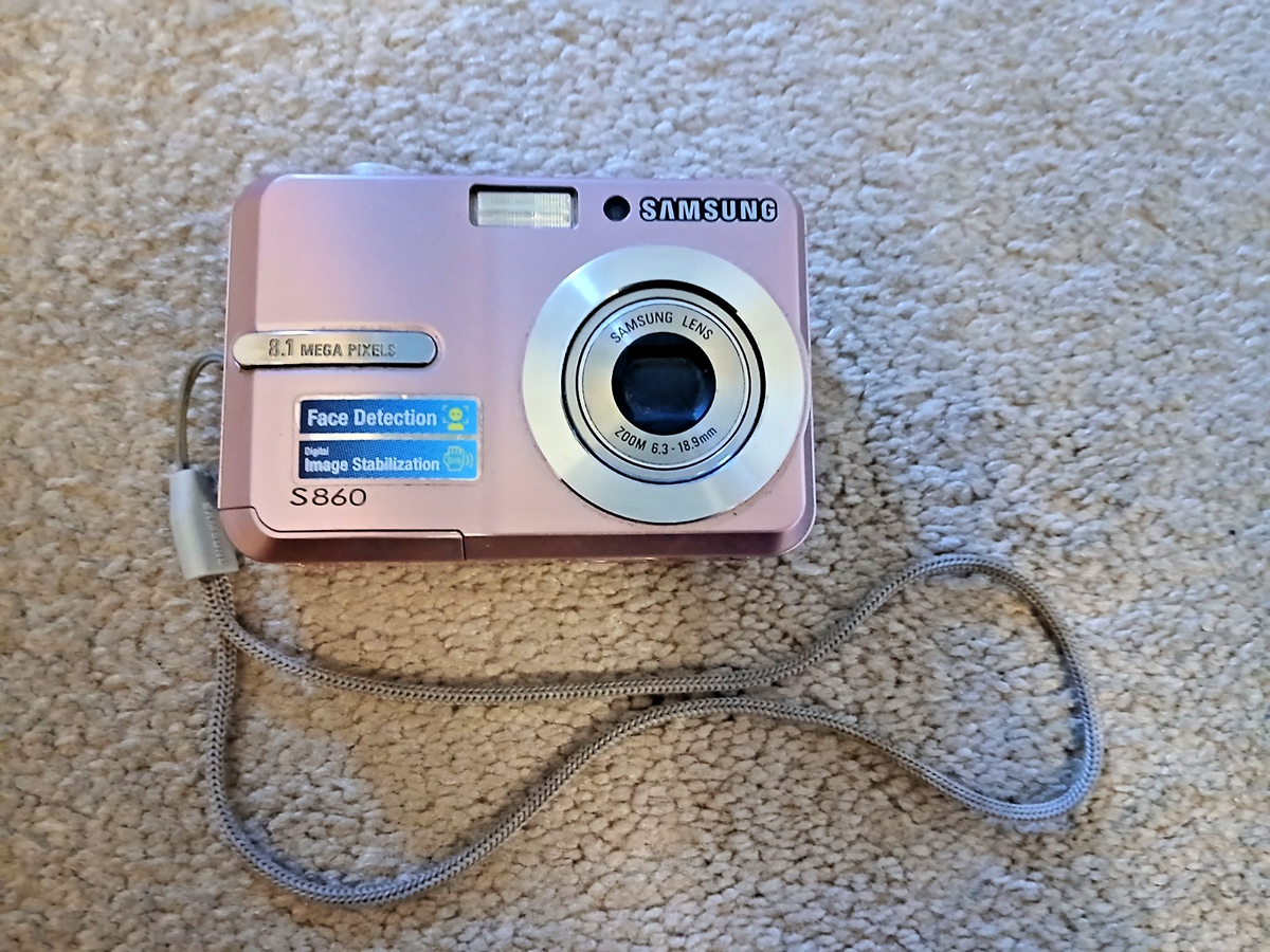 デジタルカメラ SAMSUNG S860 Samsung Digimax S860 8.1MP Digital Camera - Pink for sale