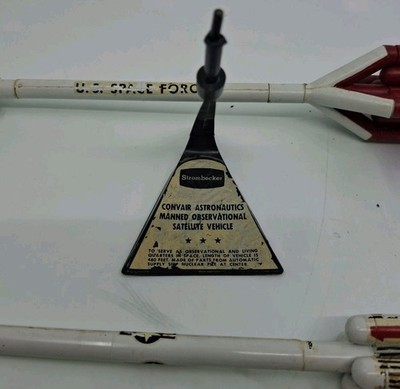 Strombecker 1958 Convair Manned Observational Satellite Vehicle D39-100 Built