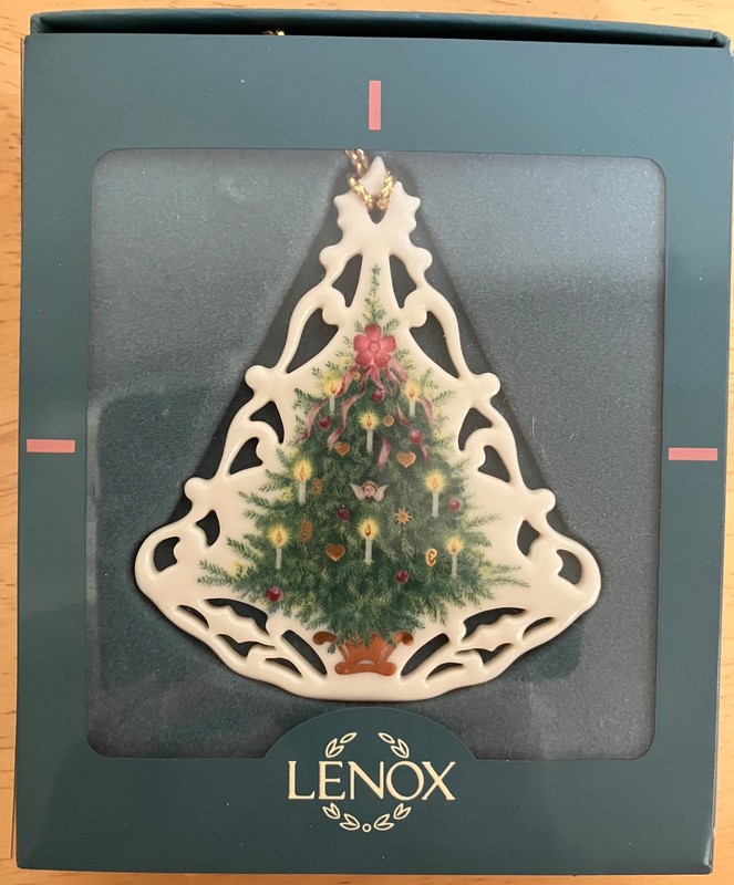 NEW LENOX PORCELAIN ORNAMENT 3" TALL