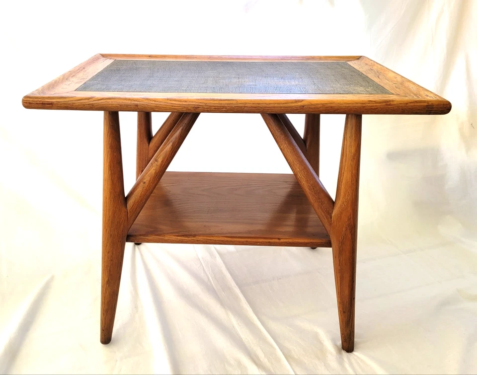 Mesa lateral American Casual Jack Van Der Molen carvalho EUA 1950 Jamestown Lounge Co - Imagem 3 de 4