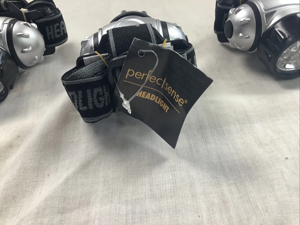 LOTE DE 3 FAROS LED CORE 3 Pilas Triple A Nuevos. Ilumina la noche. Foto 3 de 4