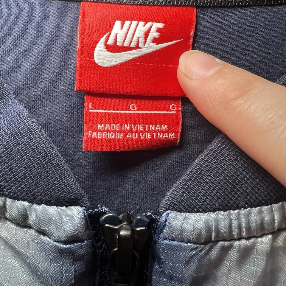 Jaqueta Bomber Feminina Nike International Obsidian 827433-449 Tamanho Grande - Imagem 3 de 4