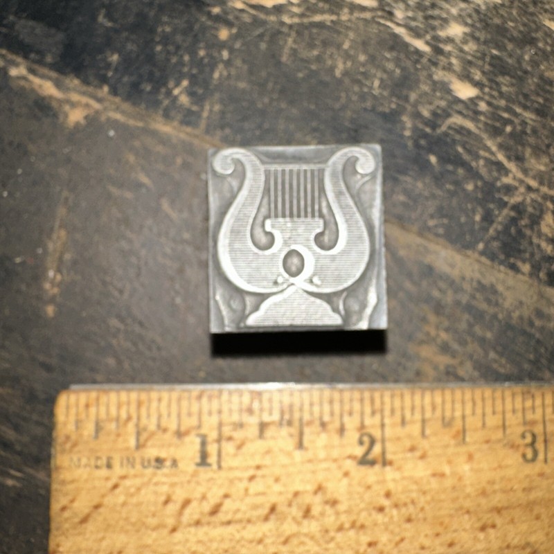 Print Block “ Beautiful Harp “ Lead Block