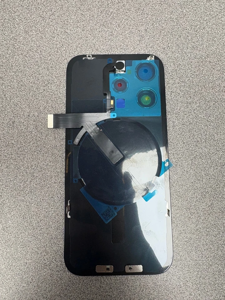 Vidrio trasero iPhone 15 Pro y 15 Pro Max NFC / Imanes MagSafe / Cables flexibles / Flash Foto 2 de 2