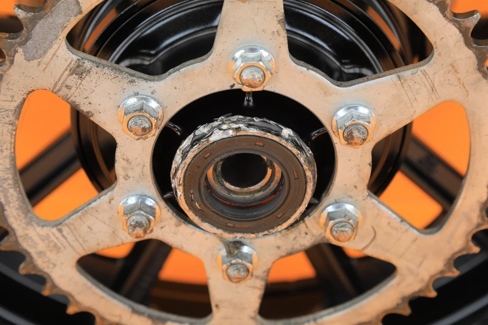 15-25 2016 Vulcan S 650 OEM llanta trasera rotor piñón conjunto 17x4,50 Foto 3 de 4