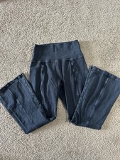 Offline By Aerie Hi Rise Real Me 7/8 Flare Leggings Black Fade Size Medium