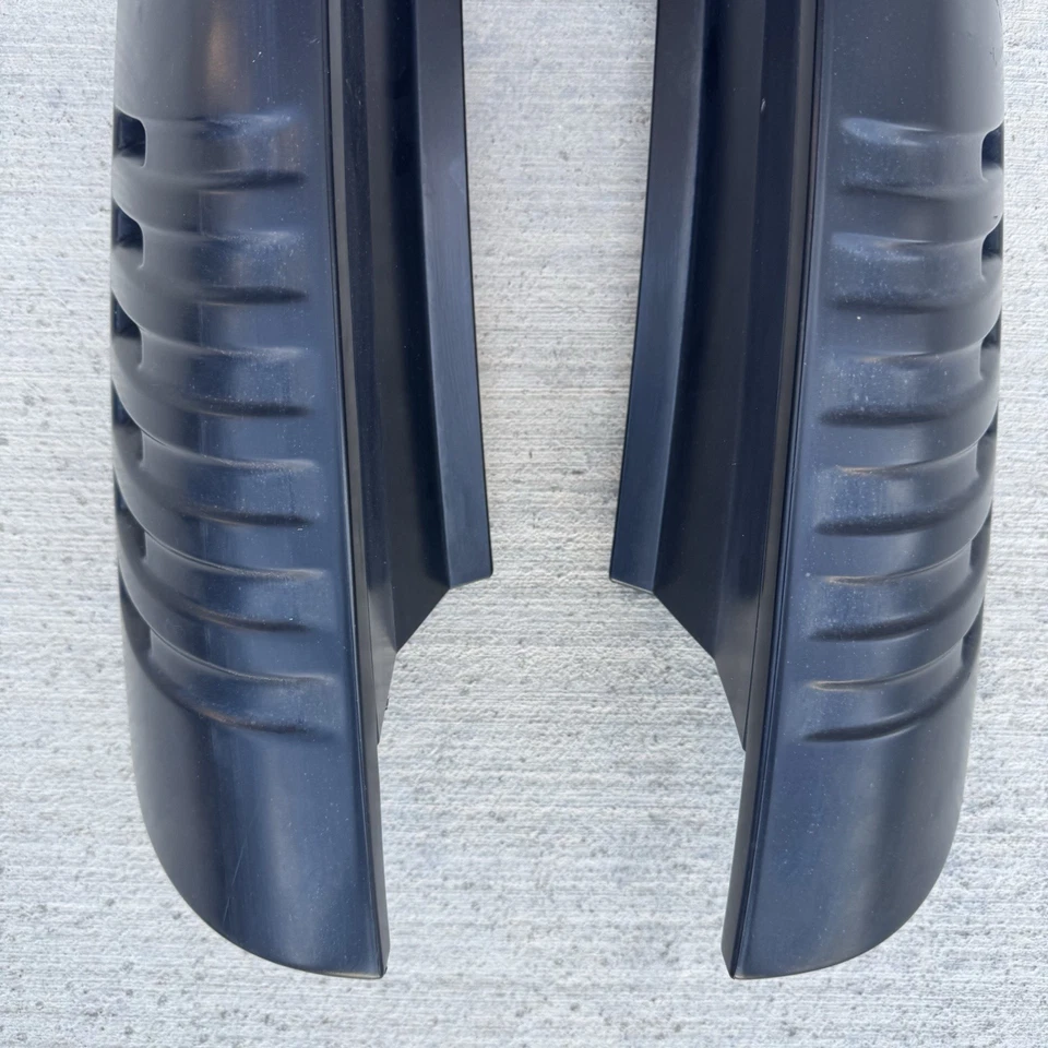 2000-2006 Chevy Tahoe Suburban Yukon Rear D Pillar Molding Trim Panels OEM Black - Image 4 of 4