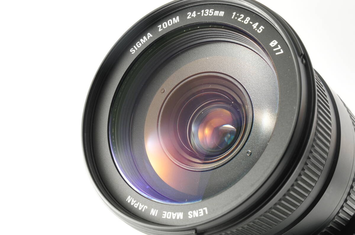 Sigma Zoom 24-135mm F2.8-4.5 for Canon EF mount Sigma zoom lens