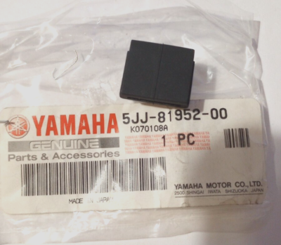 Yamaha YZF-R6, XT250, MT09 Relay Holder NOS 5JJ-81952-00 (L-7623