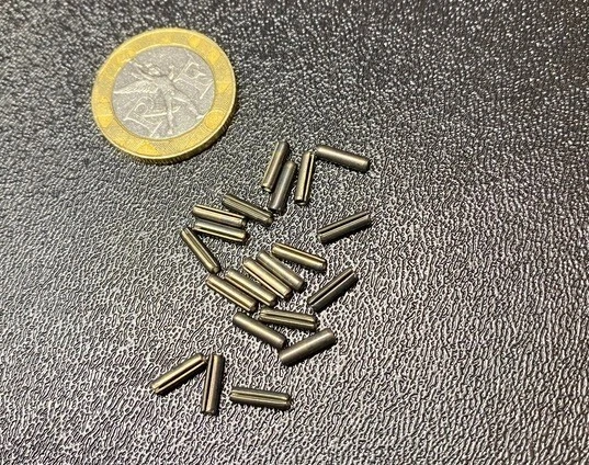 Steel, Slotted Roll Spring Pin, 5/64" Dia x 5/16" Length, 250 pcs