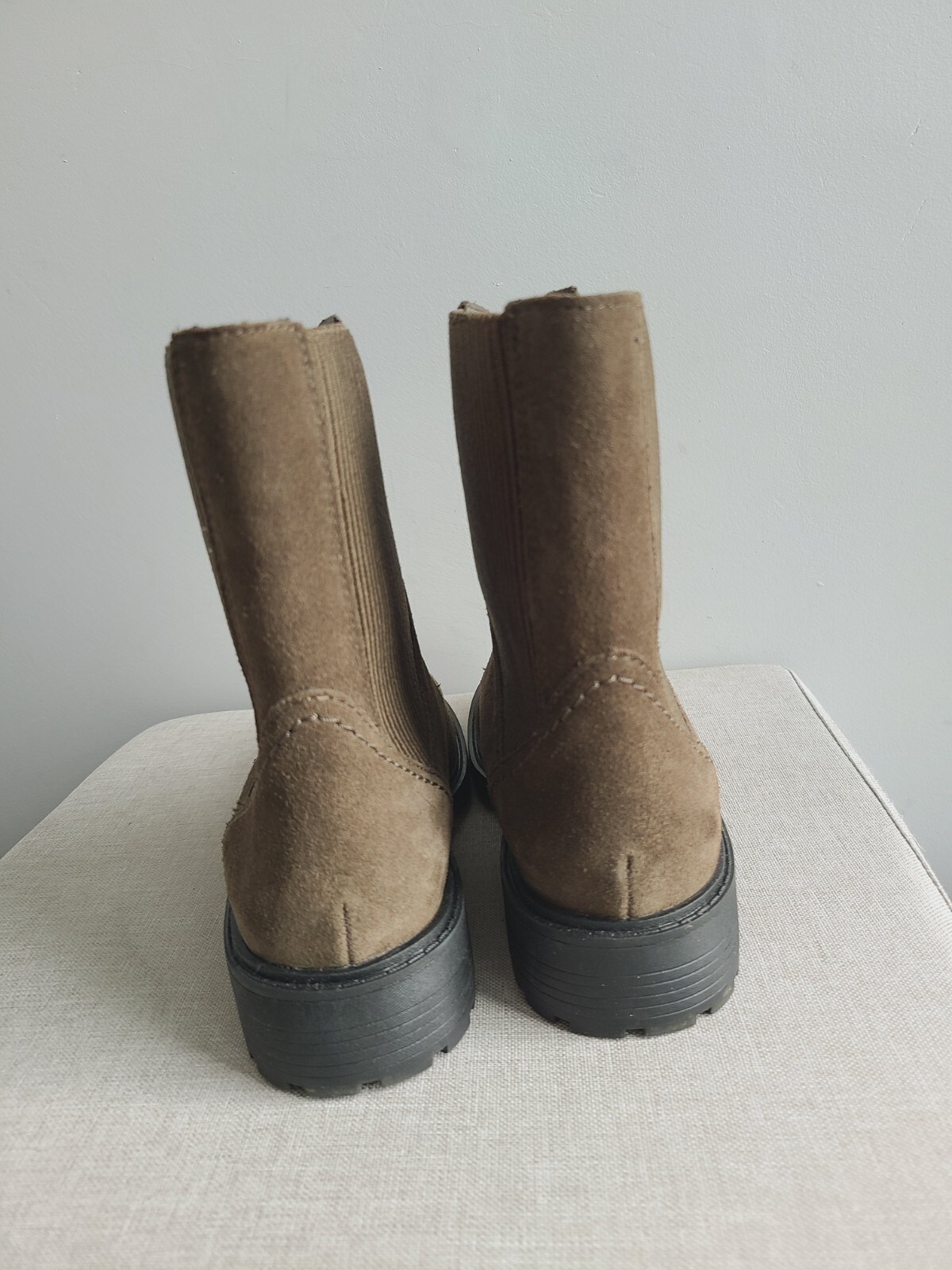 Clarks Womens Boots Size 5 Suede eBay