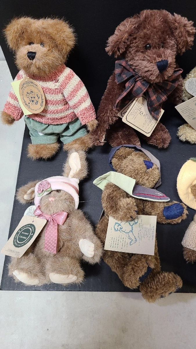 BOYDS Bears Lot Of 20 Bears NWT Stuffed Clothed Retail Value Whole Lot 229.80