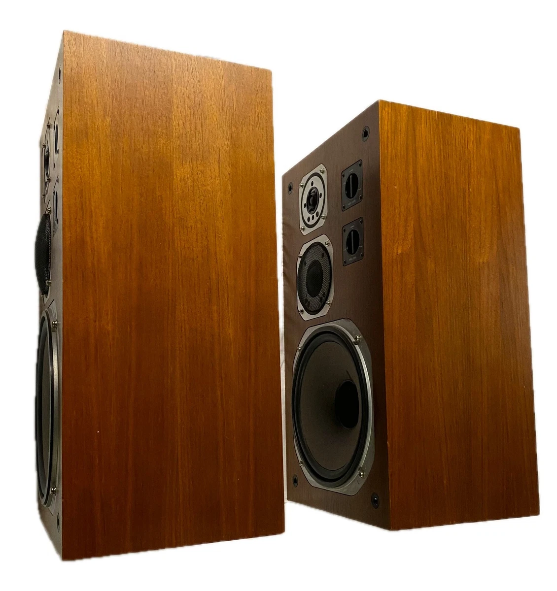 Yamaha NS 670 Speakers Pair 425 OBO