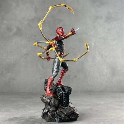 Figurine Spiderman Avengers 25 Cm - PVC - Avec Socle - Neuve Sous Blister