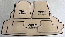 Autoteppich Fußmatten Kofferraum Set für Ford Mustang creme sw. 2005-09 Velours 