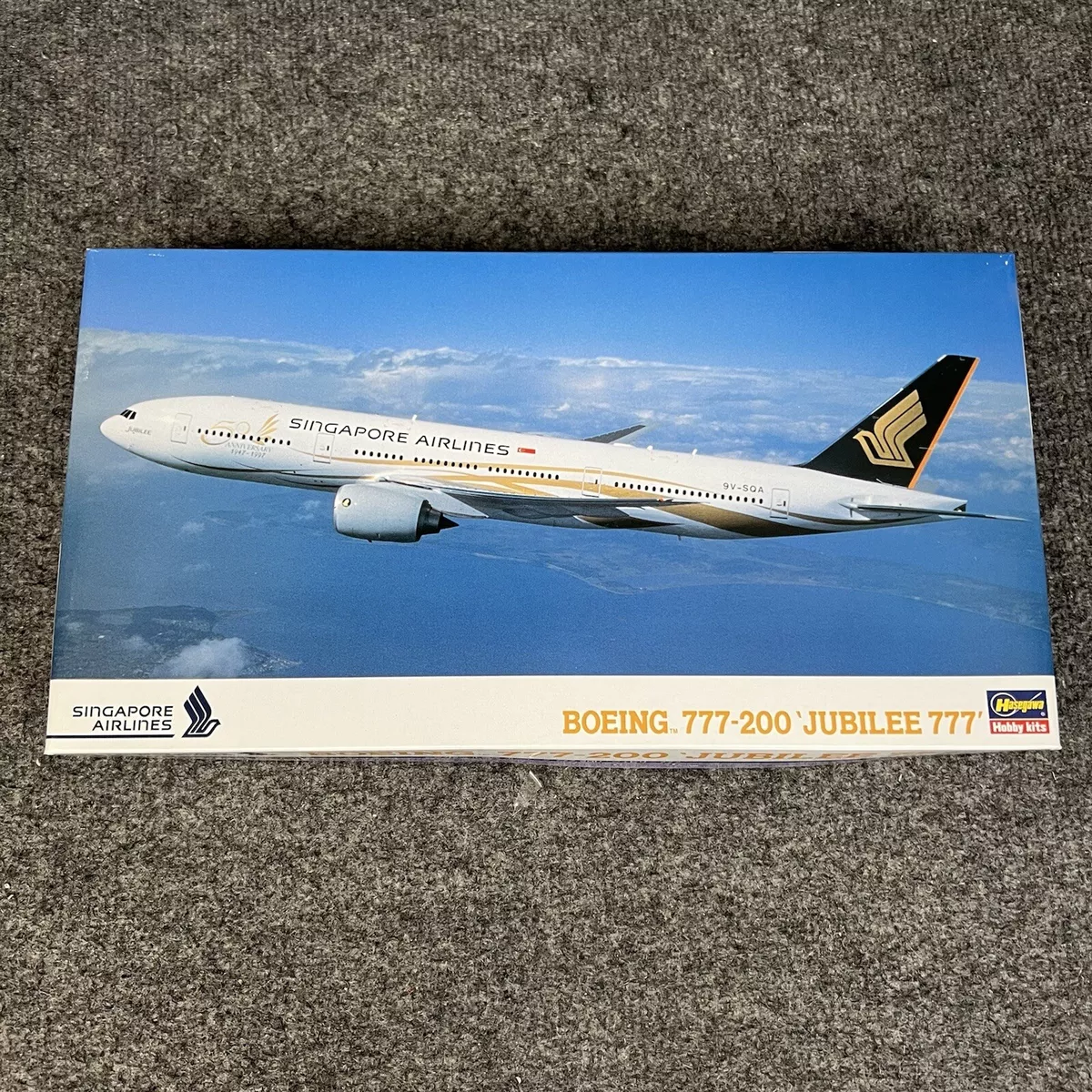 Hasegawa Singapore Airlines Boeing 777-200 Jubilee 777 1:200 Scale Kit New
