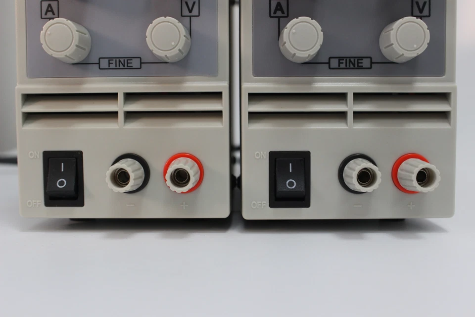 KPS1203D Adjustable Mini Switch DC Power Supply Output 0-120V 0-3A AC110-220V - Image 2 of 4