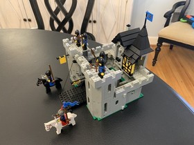 Lego - Black Falcons Fortress 6074 - Complete - No Manual - free shipping!