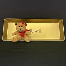 Lindt Goldene Schale Tablett 37 x 14 cm Pl&uuml;schb&auml;rchen M&auml;dchen mit Schleife 11 cm