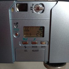 中古品　Nikon Nuvis S2000コンパクトフイルムカメラ　三脚付 Nikon Nuvis S 2000 Film Cameras for sale - eBay
