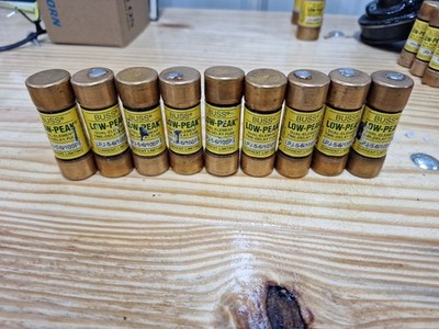 Nice Lot  Of 9 Bussmann LPJ 5-6/10SP Amp Fuses Low Peak 600 Volts