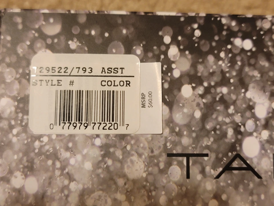 Женский бумажник Tahari красного цвета - Изображение 4 из 4