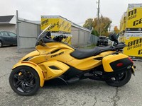 2013 Can-Am ST-S SE5