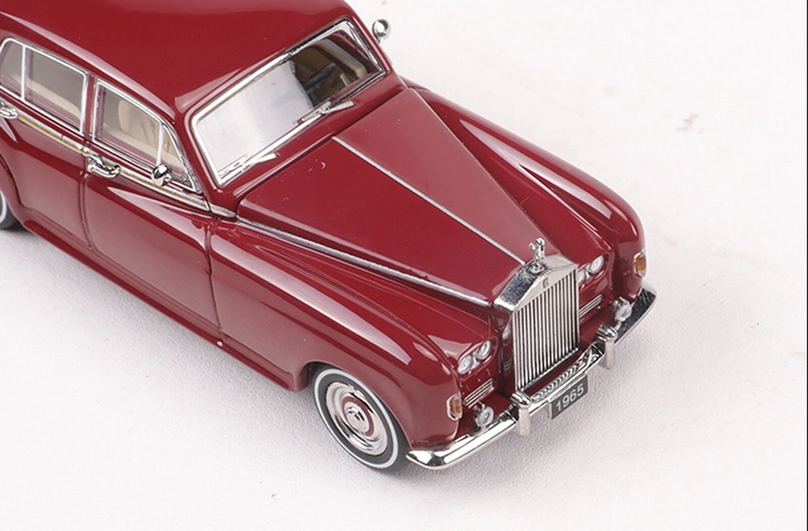 GFCC 1/64 Rolls-Royce Silver Cloud III Red Diecast Car Model Toy