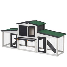 Rabbit Hutch Features Living