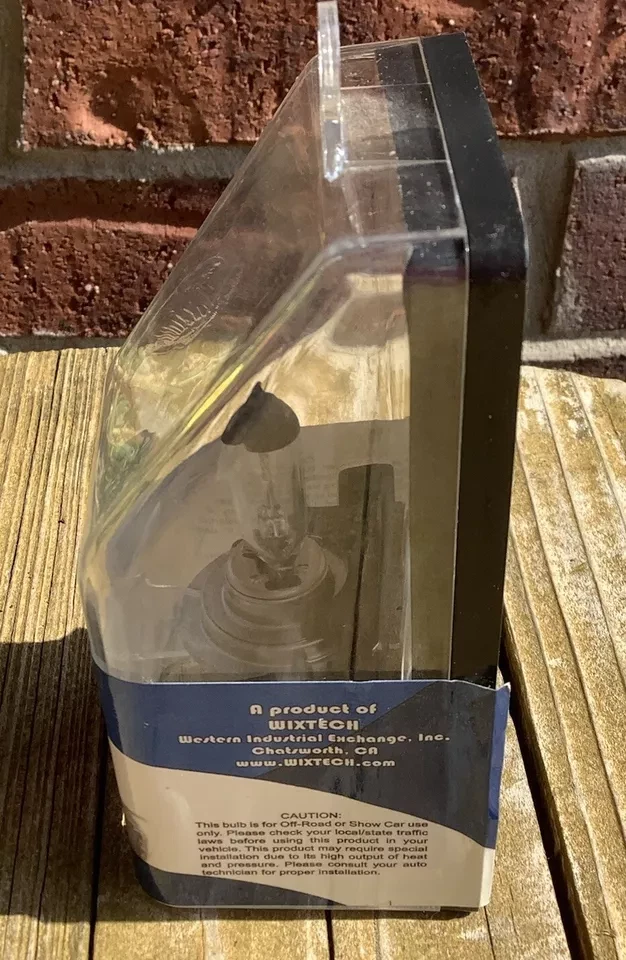 Open Box Wixtech Extreme Xenon H7 Super White High Output Super Spots Bulb 55 W - Image 2 of 4