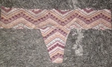 NeW Vs Pink Lace Trim older Style thong Panty Size Medium Multi Chevron 