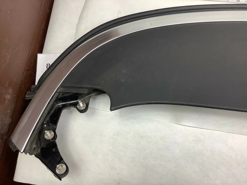 Volkswagen EOS 2008 convertible techo trasero tapa panel de moldura negro OEM+ Foto 2 de 4