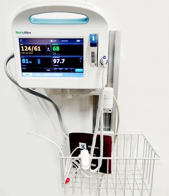 Welch Allyn Connex Vital Signs Monitor 6000 65MTXX w/ Integrated Wall Mount KIT