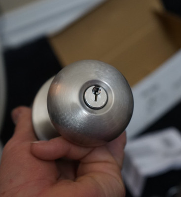 8 Master lock biscuit knob keyed entry satin nickel bc0115ka4 door knob