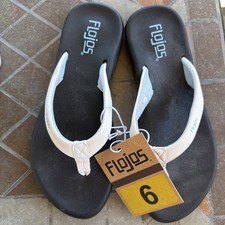 Flojos Women's White/Blue Flip-Flop Sandals Size 6 New
