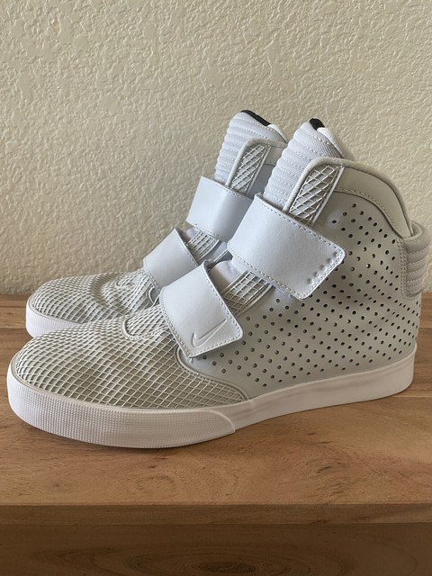 nike flystepper white