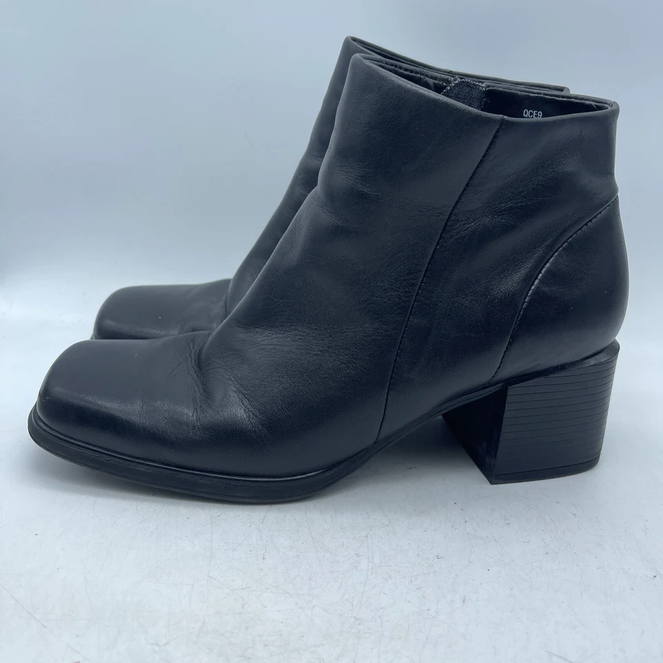 Vintage Y2K Black Leather Ladies Reno Ankle Boots Square Toe Side Zip Size 8M - Image 4 of 4