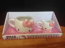 HELLO KITTY 3D Sculpted Ceramic Mug 2 pc. Set w/ Pink Bow by Sanrio NEW  NIB