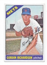 GORDON RICHARDSON 1966 TOPPS AUTOGRAPHED SIGNED # 51 NEW YORK METS