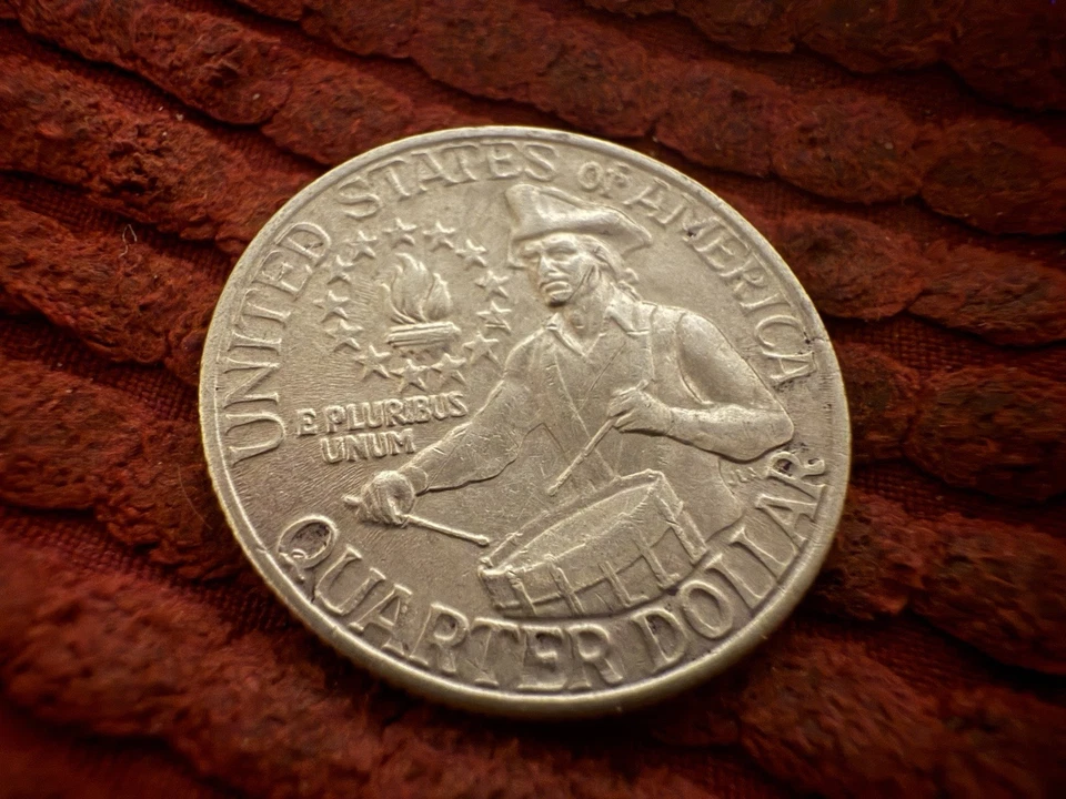 1776-1976 United States Bicentennial Commemorative Quarter Dollar Coin, no mint - Image 2 of 2