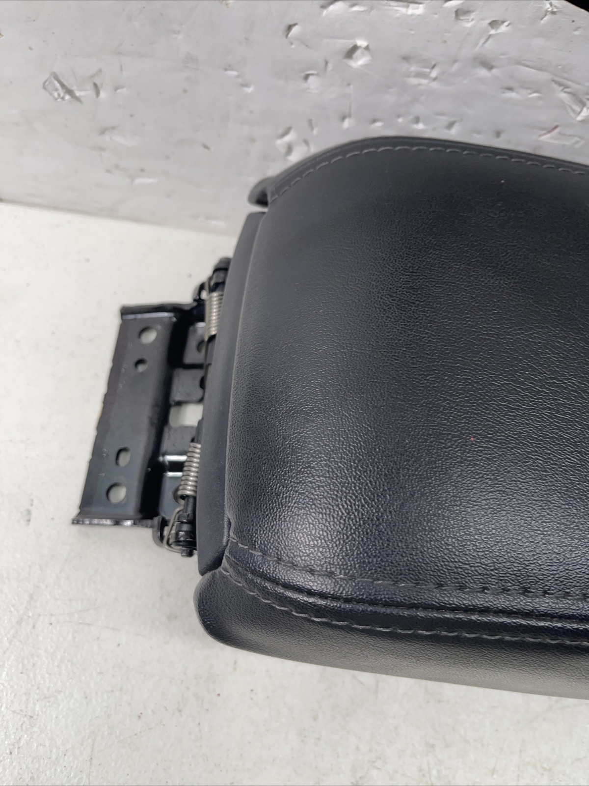2009 2010 2011 2012 2013 MAZDA 6 CENTER CONSOLE ARM REST LID COVER