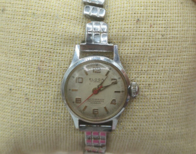Eloga Ladies Wind Up Watch 17 Jewel Incabloc Waterproof Anti magnetic