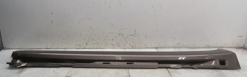 Volvo XC90 2007-2014 OEM lado izquierdo del conductor panel basculante faldón lateral 31333175 Foto 2 de 4