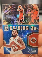 Fred VanVleet 2021-22 Donruss Optic #12 Raining 3s Blue #/49 