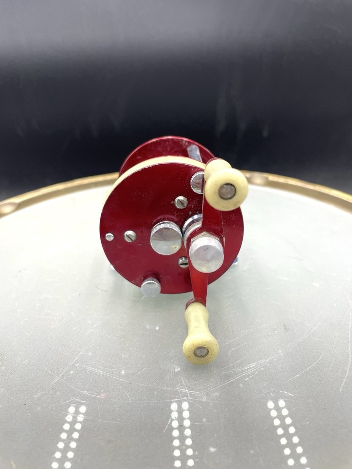 Moulinet De Pêche Vintage ABU Garcia 1750A – Fabriqué En Suède, état Très Bon, Semble Fonctionnel