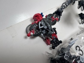 Vintage LEGO Bionicle Maxilos And Spinax 8924 Near Complete *Read 2007