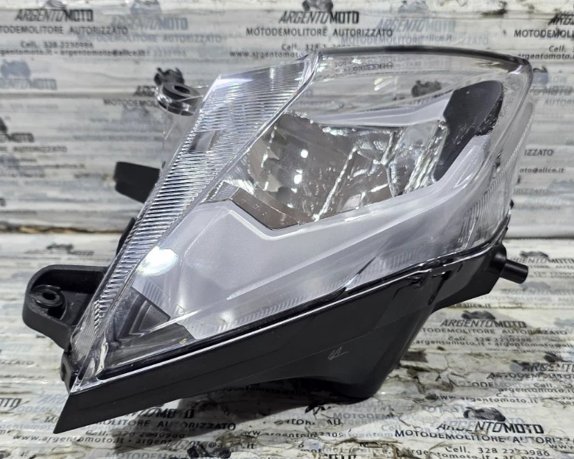 Faro anteriore ducati hypermotard 950 sp 52010461C - Immagine 2 di 4